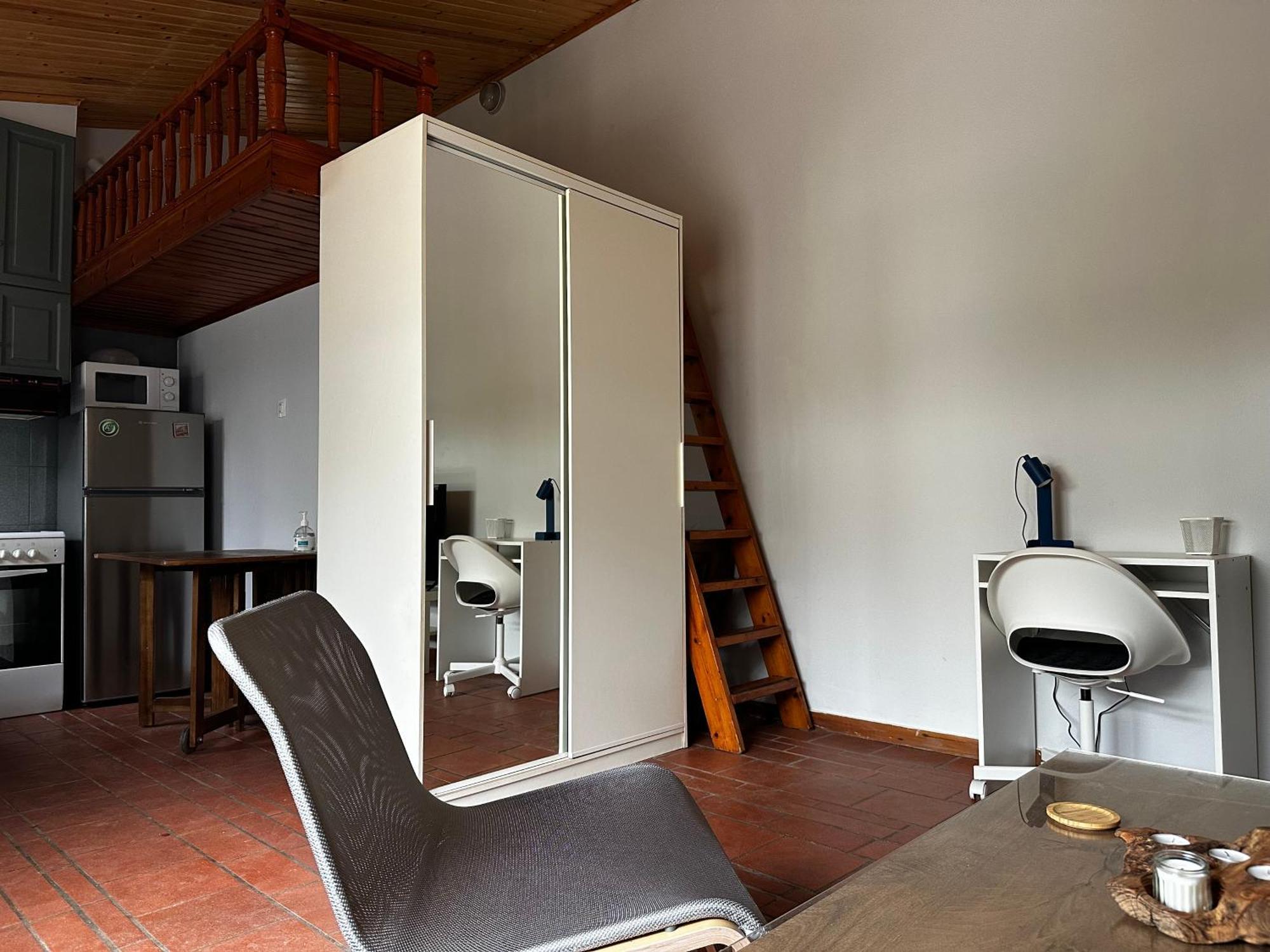 Apartamento Antonis'S Garden House Atenas Exterior foto